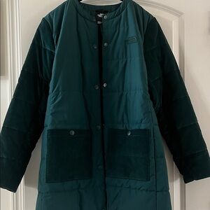The North Face Women's Teal Puffer Coat